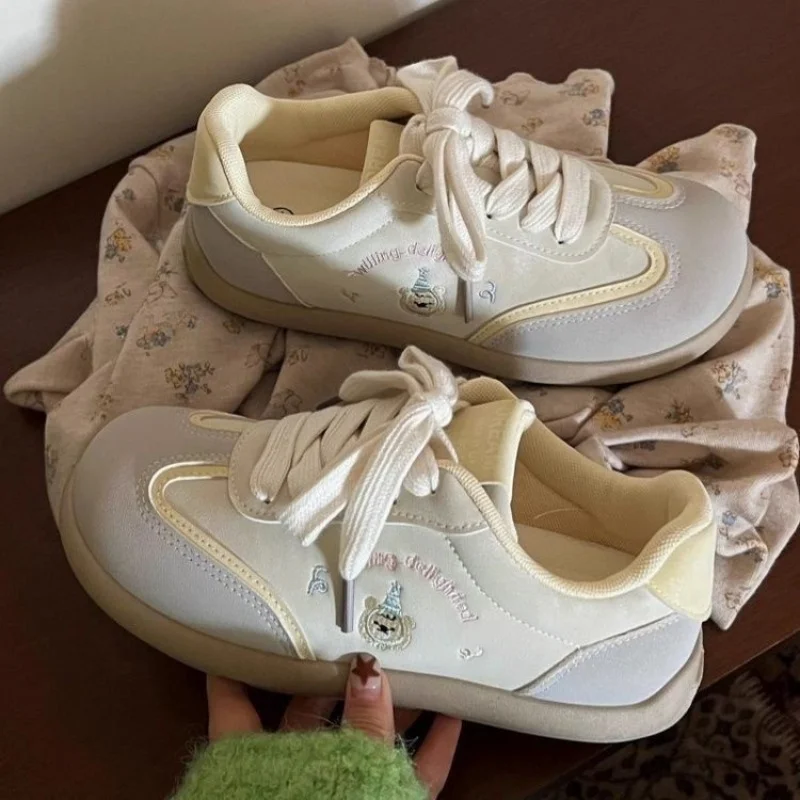 

Cute Embroidery Sneakers 2025 Fall New Women's German Army Trainers Flat Thin Sole Casual Sneakers Shoes for School Style