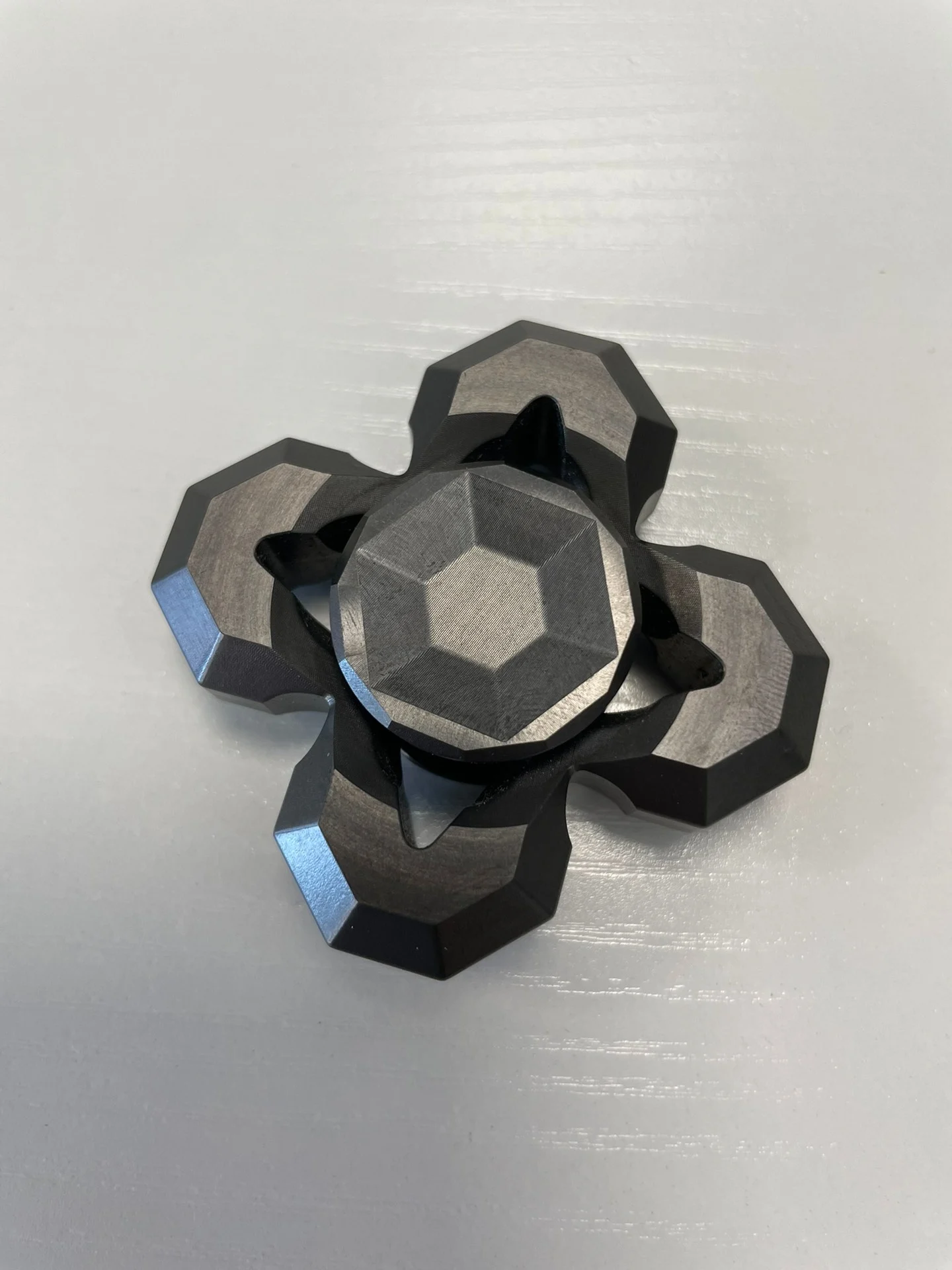 Lq Four Leaf Zircon…