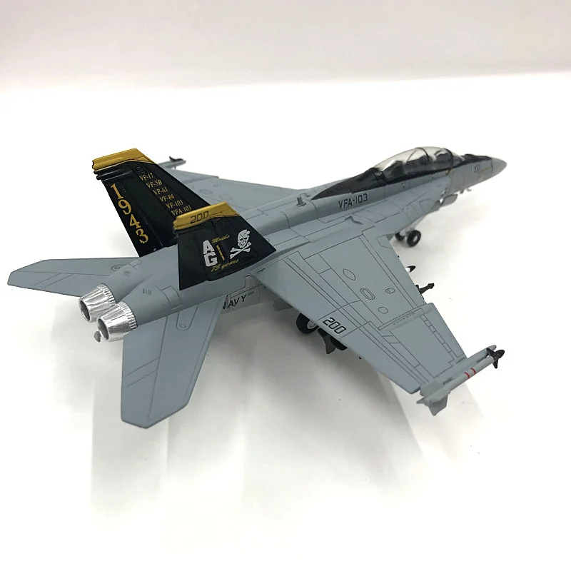 New 1:100 American F-15e Strike Eagle Supersonic Fighter-bomber Simulation Alloy Airplane Model Finished Boy Toy Holiday Gifts