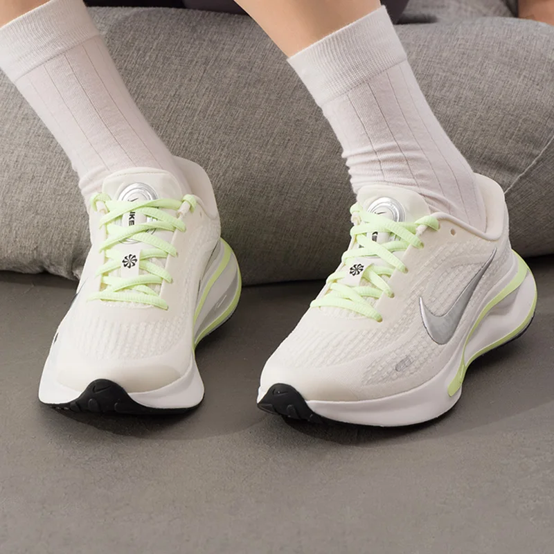 

Женские кроссовки Nike (Nike) Journey Run, удобная амортизирующая тренировочная обувь, спортивная обувь для фитнеса и улицы Fj7765-115