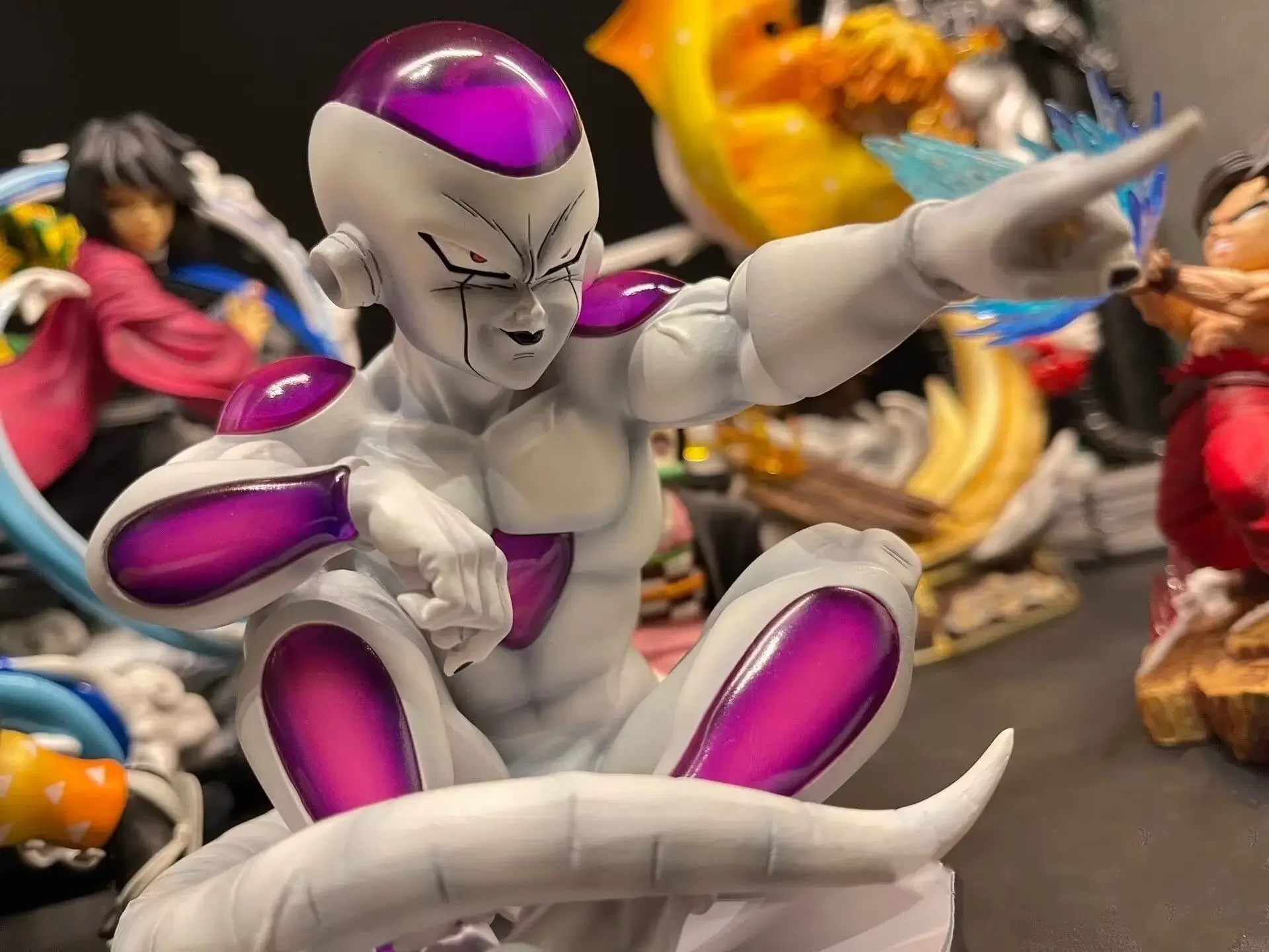 13Cm Nieuwe Auto Ornament Anime Dragon Ball Z Figuur Klasse Frieza Action Figure Pvc Desk Ornament Collectie Model Pop Speelgoed Cadeau