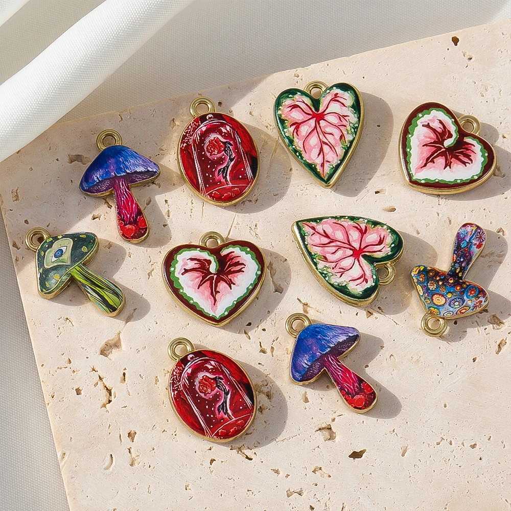 5pcs Fantasy-Style Alloy Double-Sided Printed Mushroom Heart-Shaped Plant Pendant DIY Necklace Charm Accessory