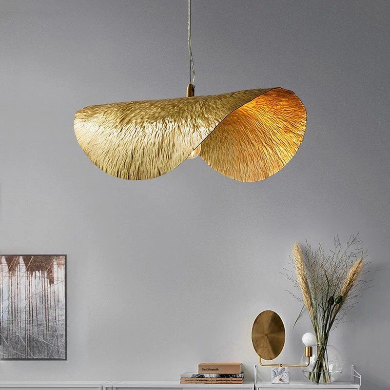 Lámparas colgantes de oro con sombrero de paja personalizado creativo del sudeste asiático, hoja de loto de cobre, barra Simple moderna nórdica, luminaria LED E14