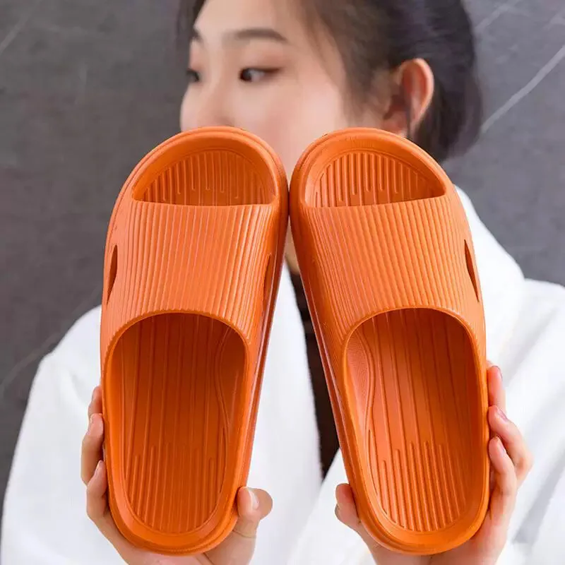 chinelos-antiderrapantes-de-sola-macia-para-uso-domestico-chinelos-de-banheiro-masculinos-e-femininos-chinelos-de-verao-para-interiores-em-eva-silenciosos-e-sem-odor-para-casais