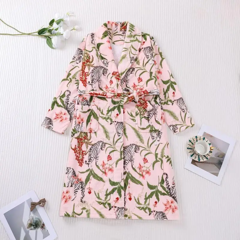 

Womens Nightgown Warm Flannel Kimono Gown Print Tiger Pajamas Long Sleeve Bathrobe Gown Intimate Lingerie Sleepwear Loungewear