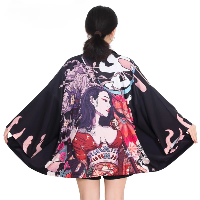 กิโมโนผู้หญิงชุดยูกาตะญี่ปุ่นหญิงผู้หญิงเอเชียเสื้อผ้ากิโมโนเสื้อสเวตเตอร์ถักผู้หญิงแบบดั้งเดิม Wave ปลาคาร์พพิมพ์กิโมโนเสื้อคลุมฮาโอริ