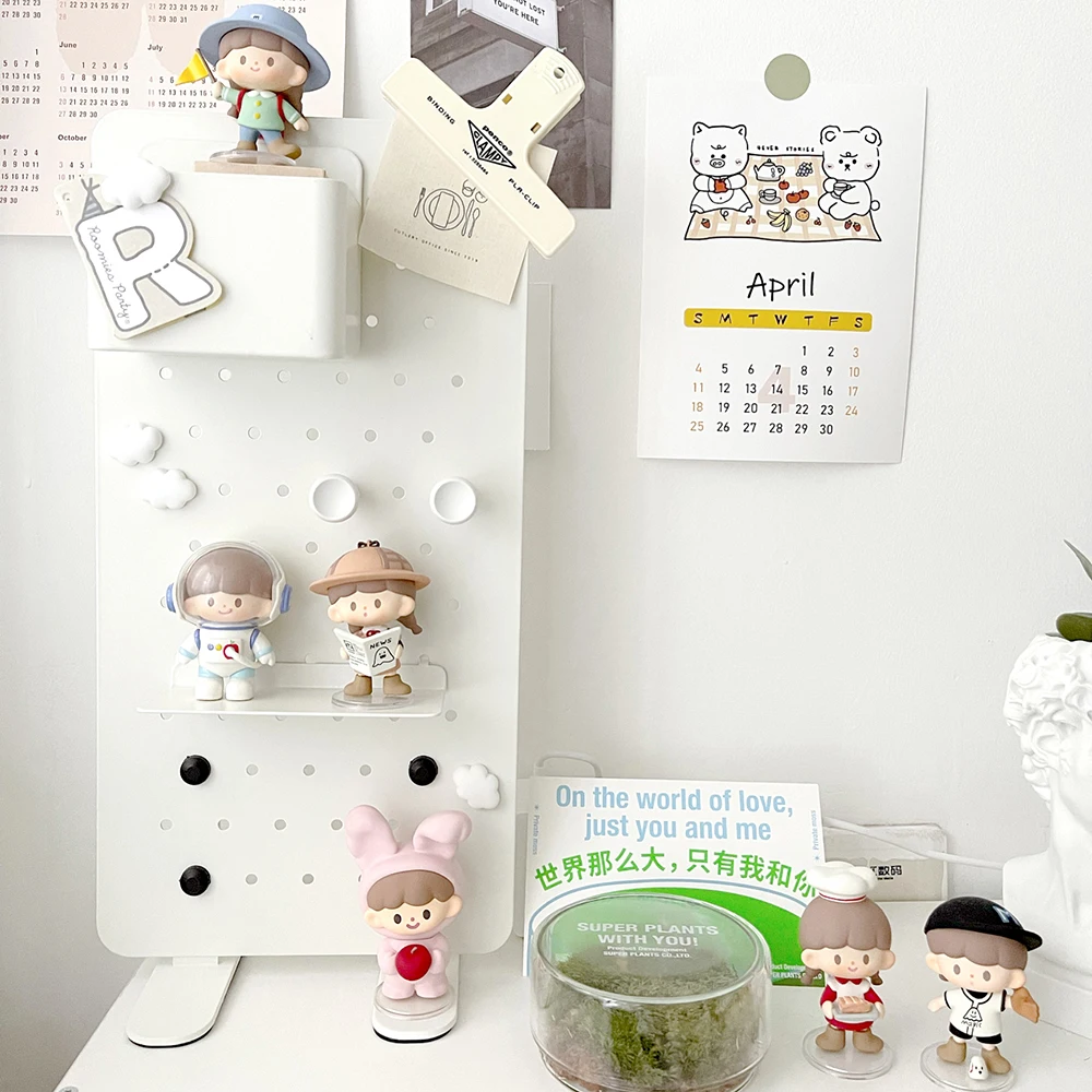 สํานักงานเครื่องเขียนลอยชั้นวางของโลหะ Pegboard Desk Organizer