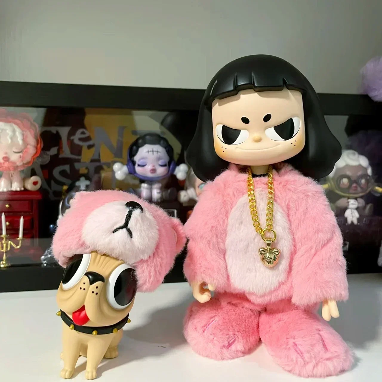 VITA Pinky 200% Action Figure Pink Fluffy Cloth with French Bulldog Ninego Art Toy Collection Popular Toys