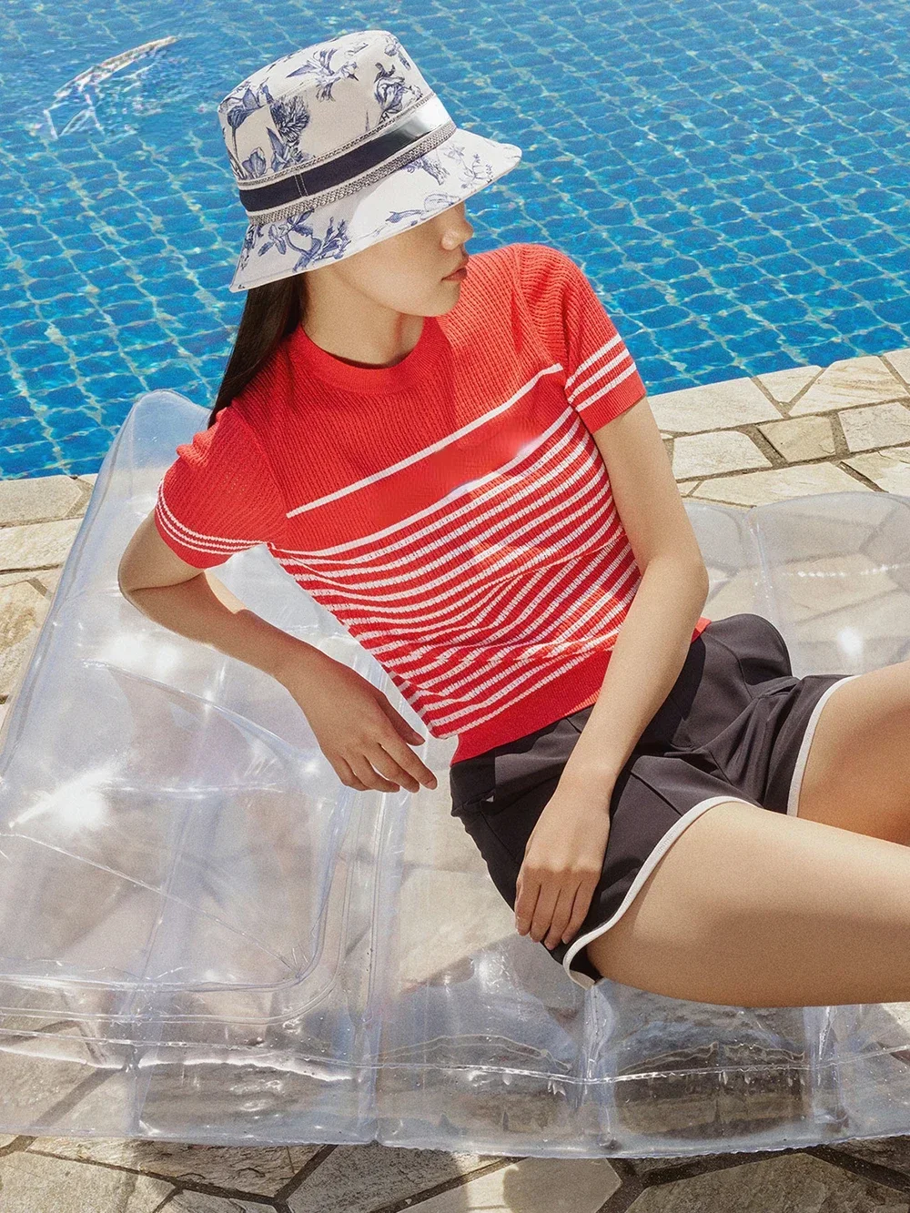 

High-end Golf Wear 24 Spring and Summer Hollow Breathable Sports Knitted Short-sleeved T-shirt Female Korean Style