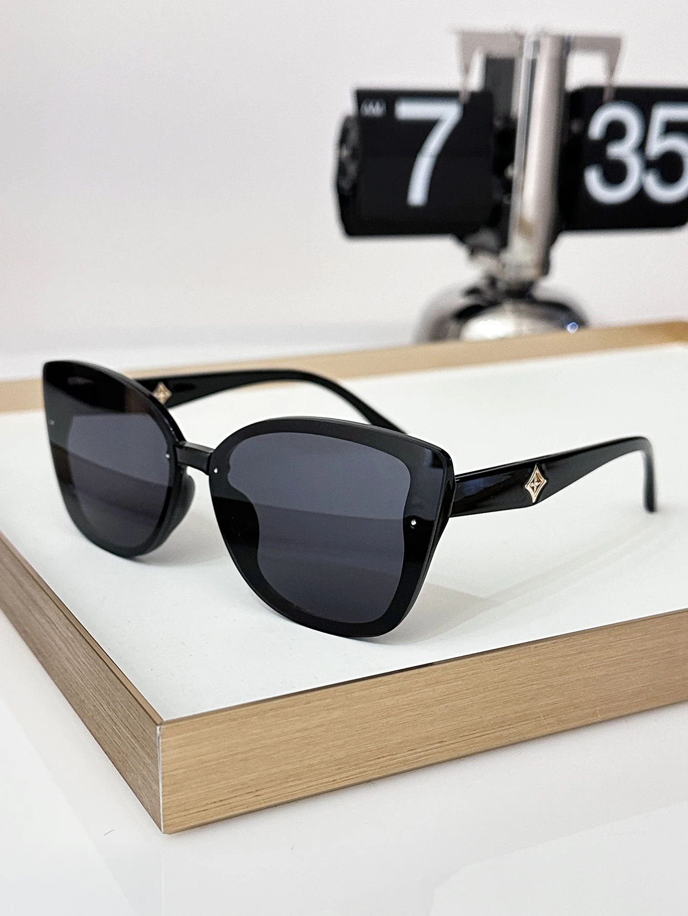Mode Klassische Frauen Sonnenbrille Cat Eye Vintage Sonnenbrille Männer Cateye Sonnenbrille Weiblich Männlich Shades UV400 Oculos De Sol
