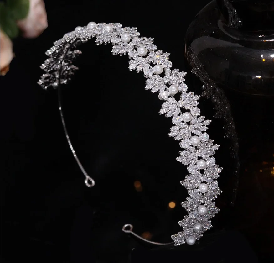 

Luxury Bridal Headband Cubic Zirconia Wedding Headdress Bride Tiaras Hairband Women Prom Birthday Party Hair Jewelry Headpiece