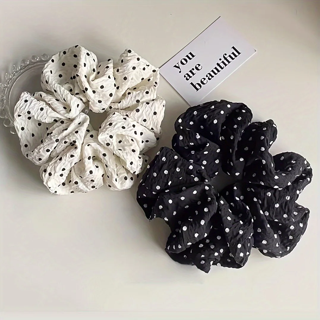 2 Buah Ikat Rambut Scrunchies Polka Dot Hitam & Krem - Aksesori Rambut Elastis Minimalis Retro