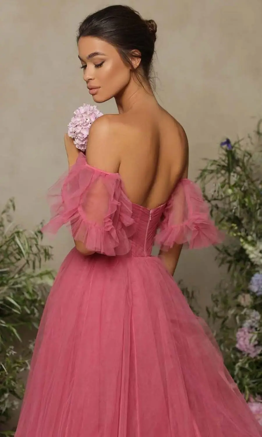 Abiti da ballo in tulle con spalle scoperte Abiti da ballo 2024 Abito da ballo lungo senza spalline con corsetto Abiti da sposa con scollo a cuore