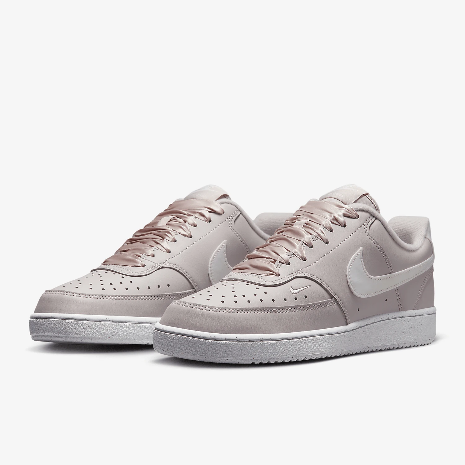 

Nike genuine Women's Low-top Outdoor Casual Sneakers HV5246-001