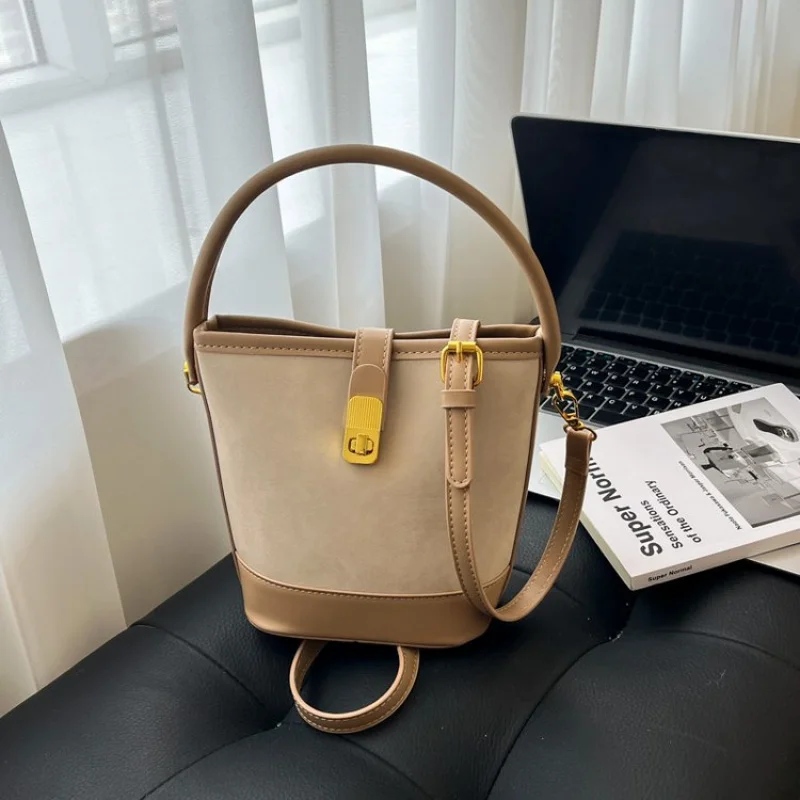 

Модный женский рюкзак из полосатого материала из холста, легкий, идеально подходящий для повседневного повседневного использования и коротких поездок