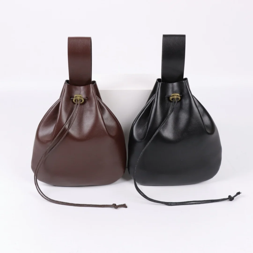 

Medieval Renaissance Style Waist Bag Retro PU Leather Viking Pouch Coin Purse Dice Bag For Men Women Larp Cosplay Props