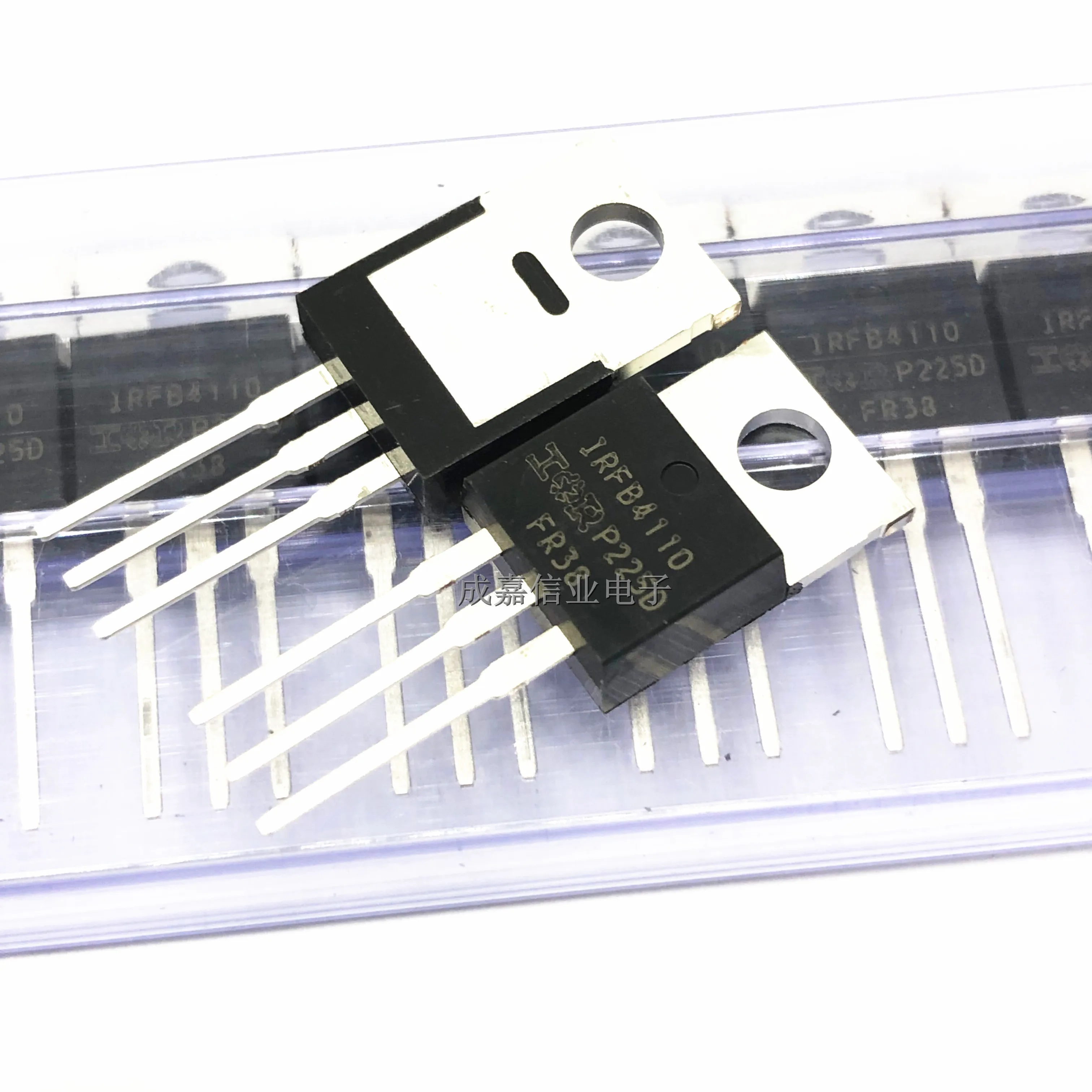 10pcs/Lot IRFB4110PBF TO-220-3 IRFB4110 MOSFET MOSFT 100V 180A 4.5mOhm 150nC Qg Operating Temperature:- 55 C-+ 175 C