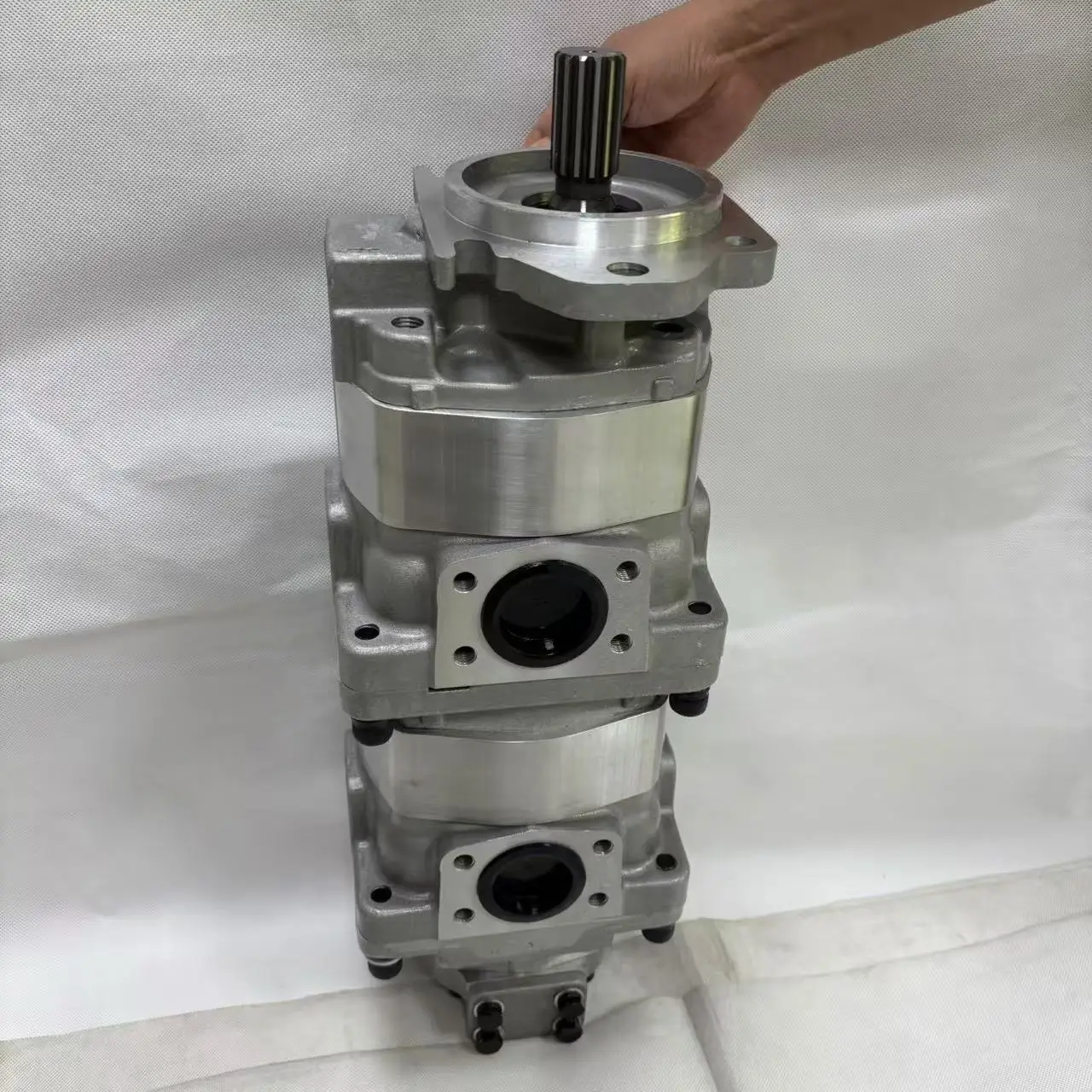 

Machinery Parts Hydraulic Gear Pump WA480 WA350 705-51-30590 7055130590 705-52-30190 705523019 for WA380-3C WA350-3A