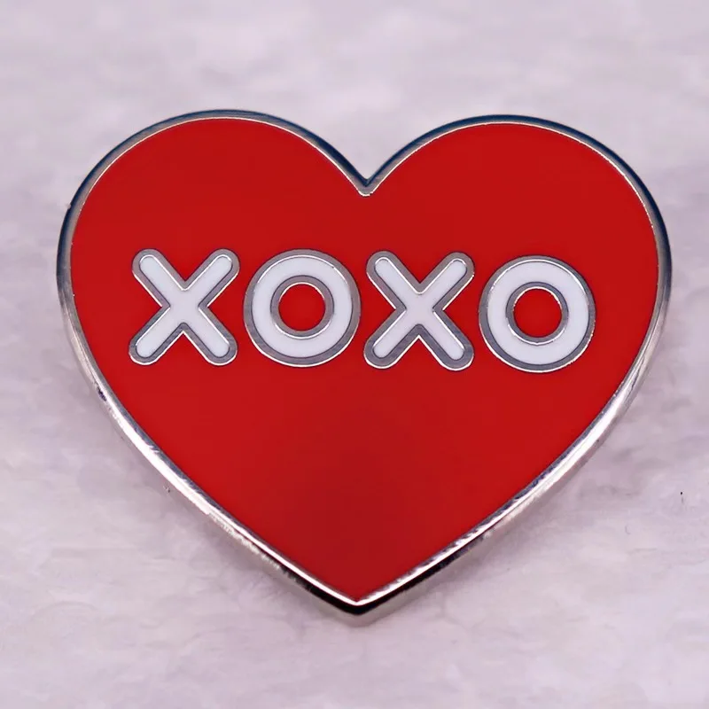 Cartoon Love Broche Bonito Casal Coração Emblema Moda Versátil Lapela Pin Broche Roupas Bolsa Acessórios Femininos