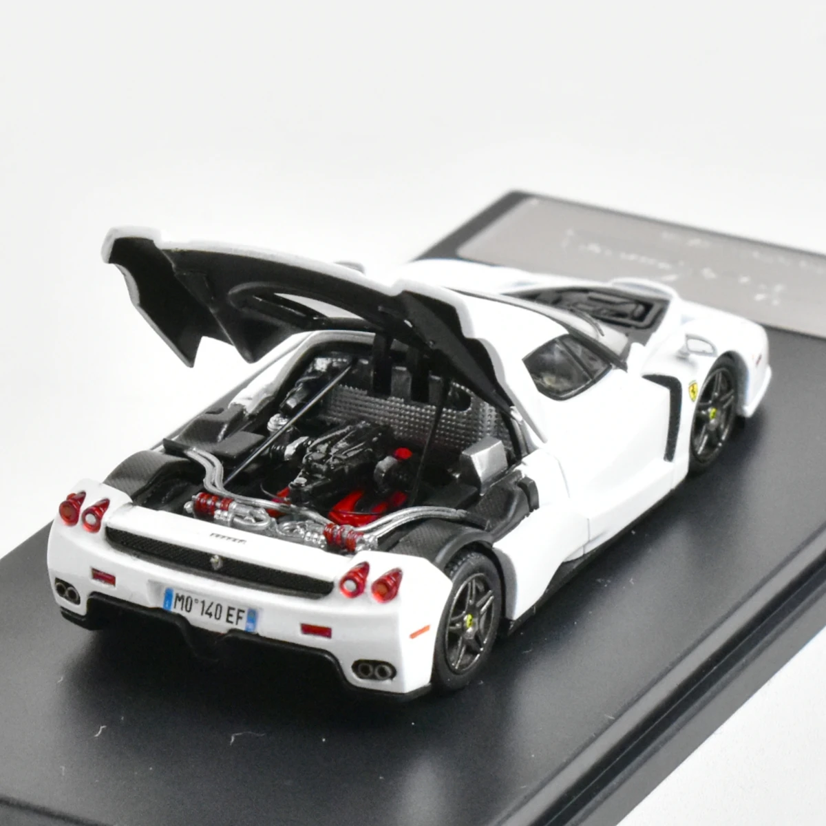 KM King Model 1:64 F60 Diecast Model Car