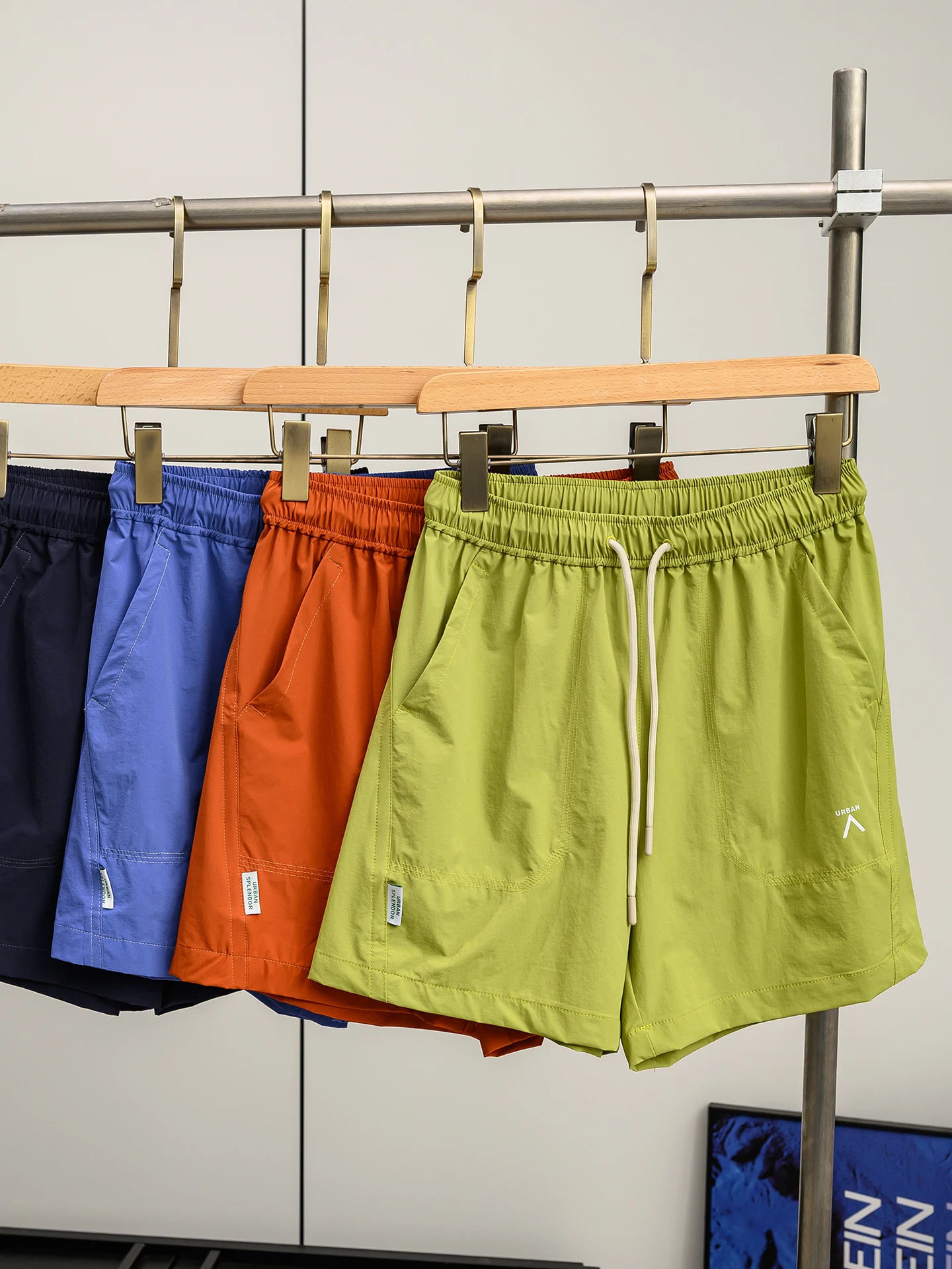 

Outdoor Mountain Series Lightweight Quick Dry Summer Couples Loose Fit Sports Shorts Breathable Lightweight Shorts