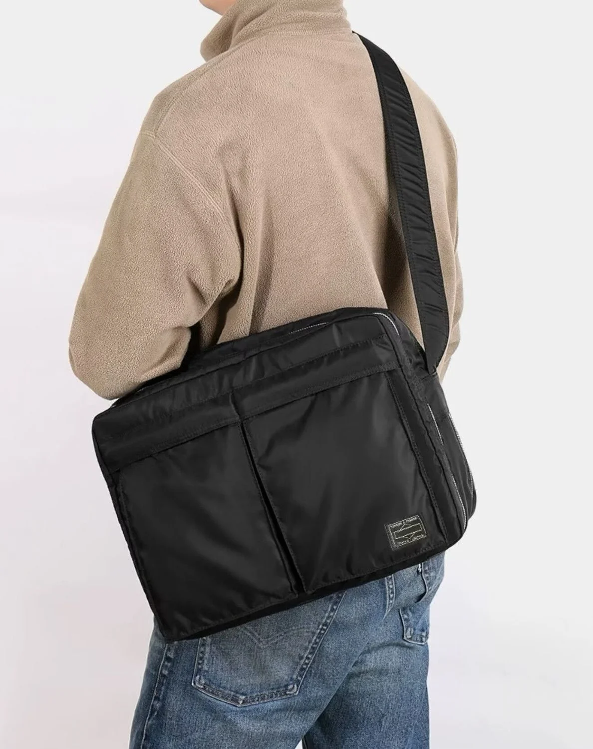 Large Capacity Men's Crossbody Shoulder Bag  Niche Design Ins Trend, Versatile Travel Sling Pack