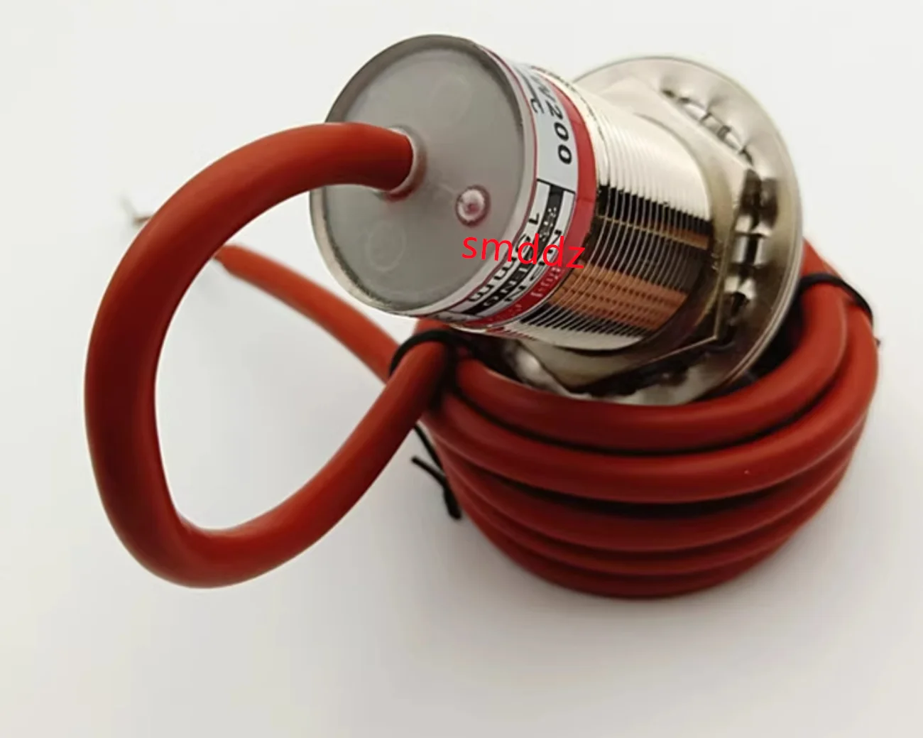 

1pcs / Proximity switch high temperature resistant sensor: MN30-15-ZK-W200 DC three wire NPN/PNP normally open and normally clos