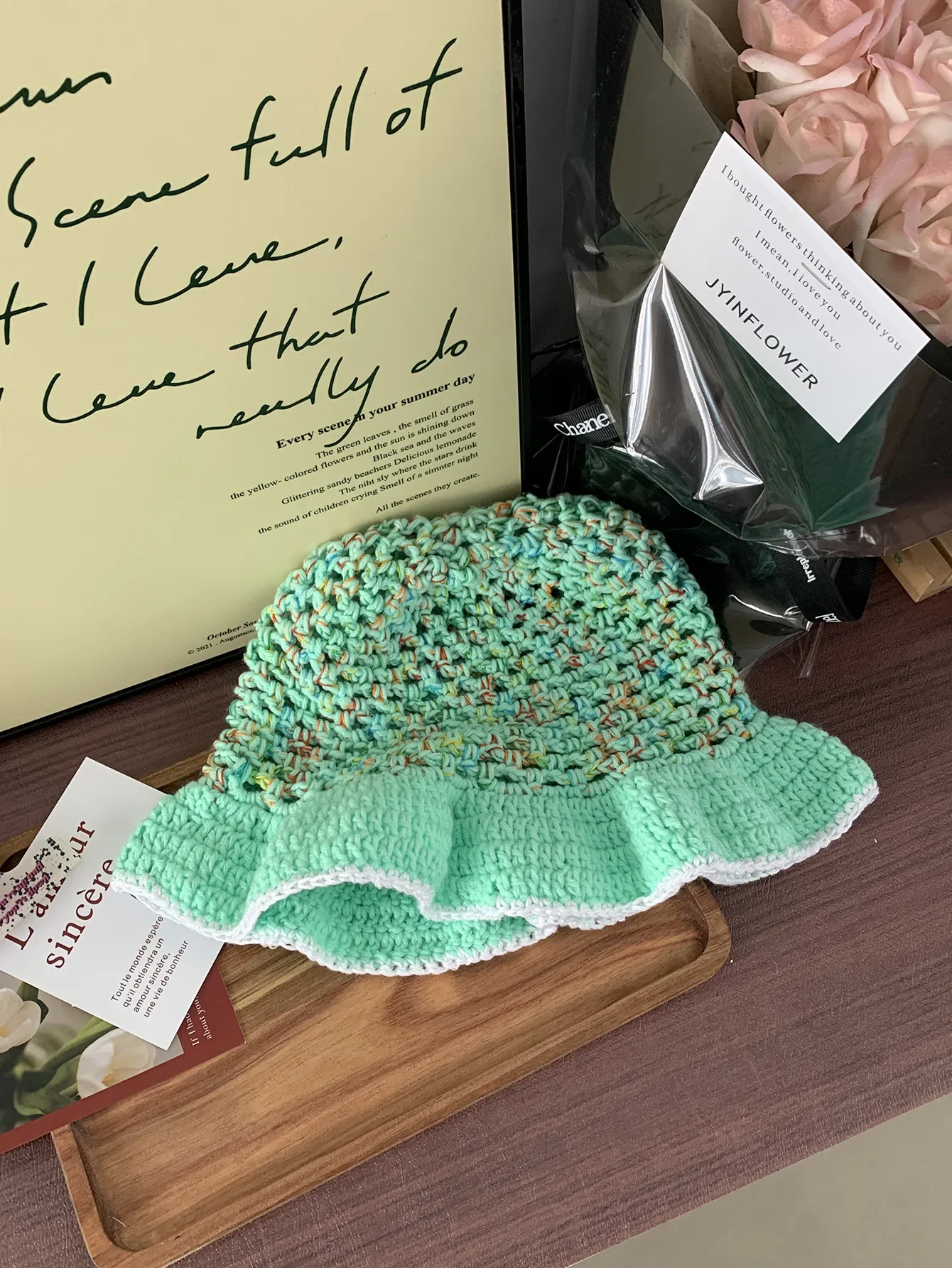 Reine handgemachte niedliche koreanische Frühling Herbst Frauen Wolle Eimer Hut Regenbogen vielseitige einfache Blume gestrickt Eimer Hut