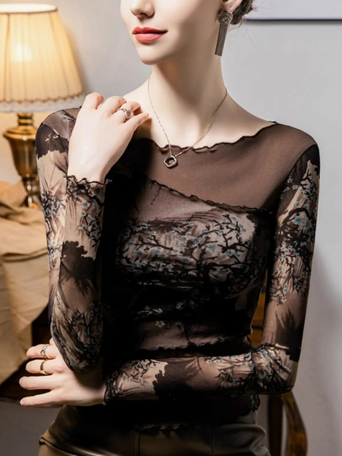 One Neck Retro Printed Long Sleeved T-shirt with Sexy Mesh Stitching and Fashionable Top Oversized T Shirt Y2k Top
