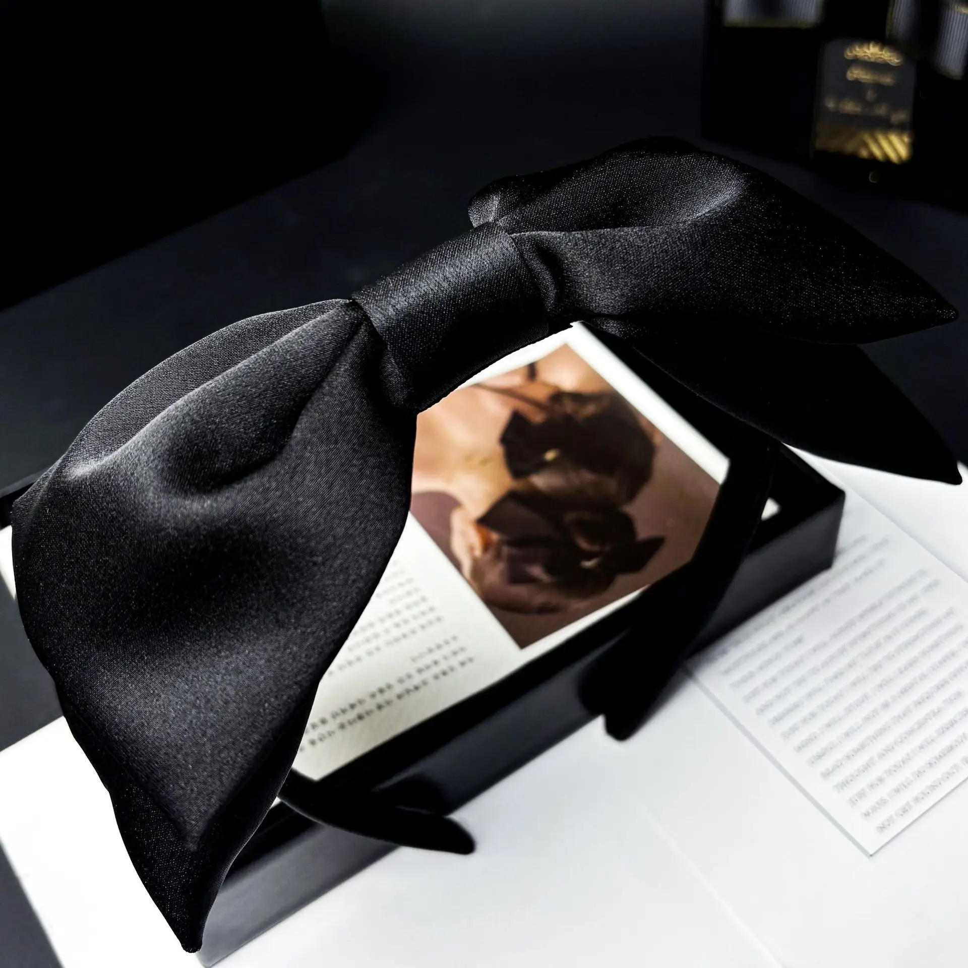 Korean simple retro black bow headband female sweet cute Internet celebrity fine pressure hair headband super fairy hair accesso