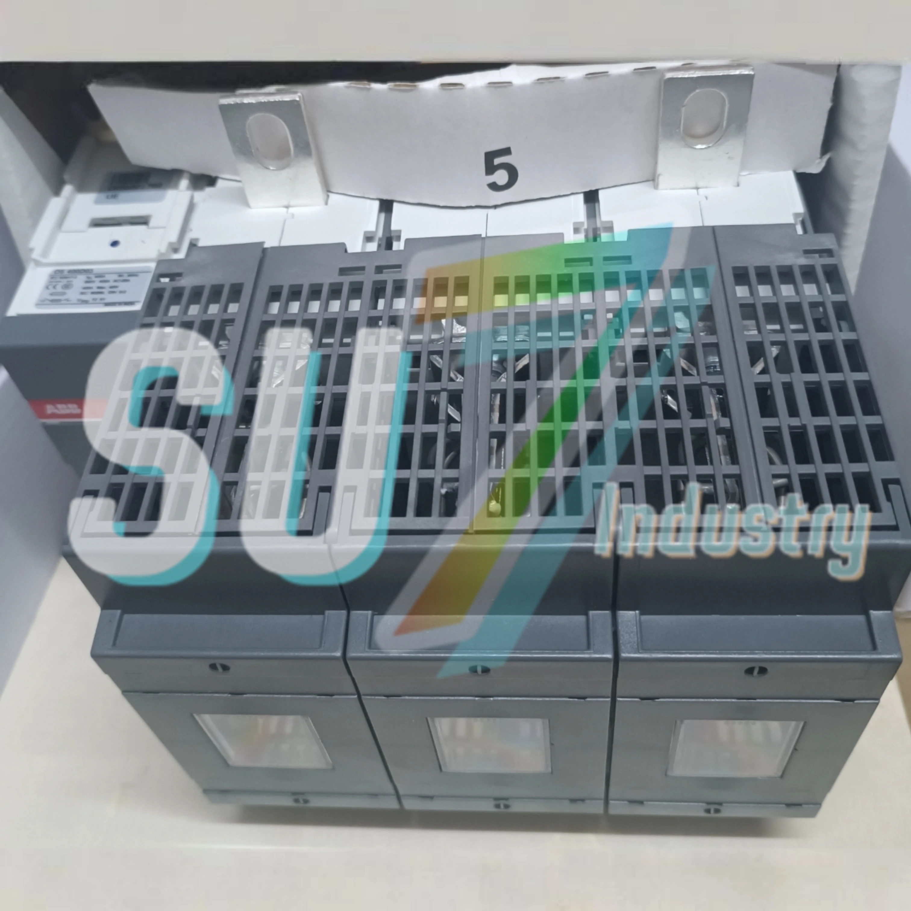 Sakelar Isolasi dan Rakitan Sekring OS400D03P 1SCA022719R0250 Baru Asli