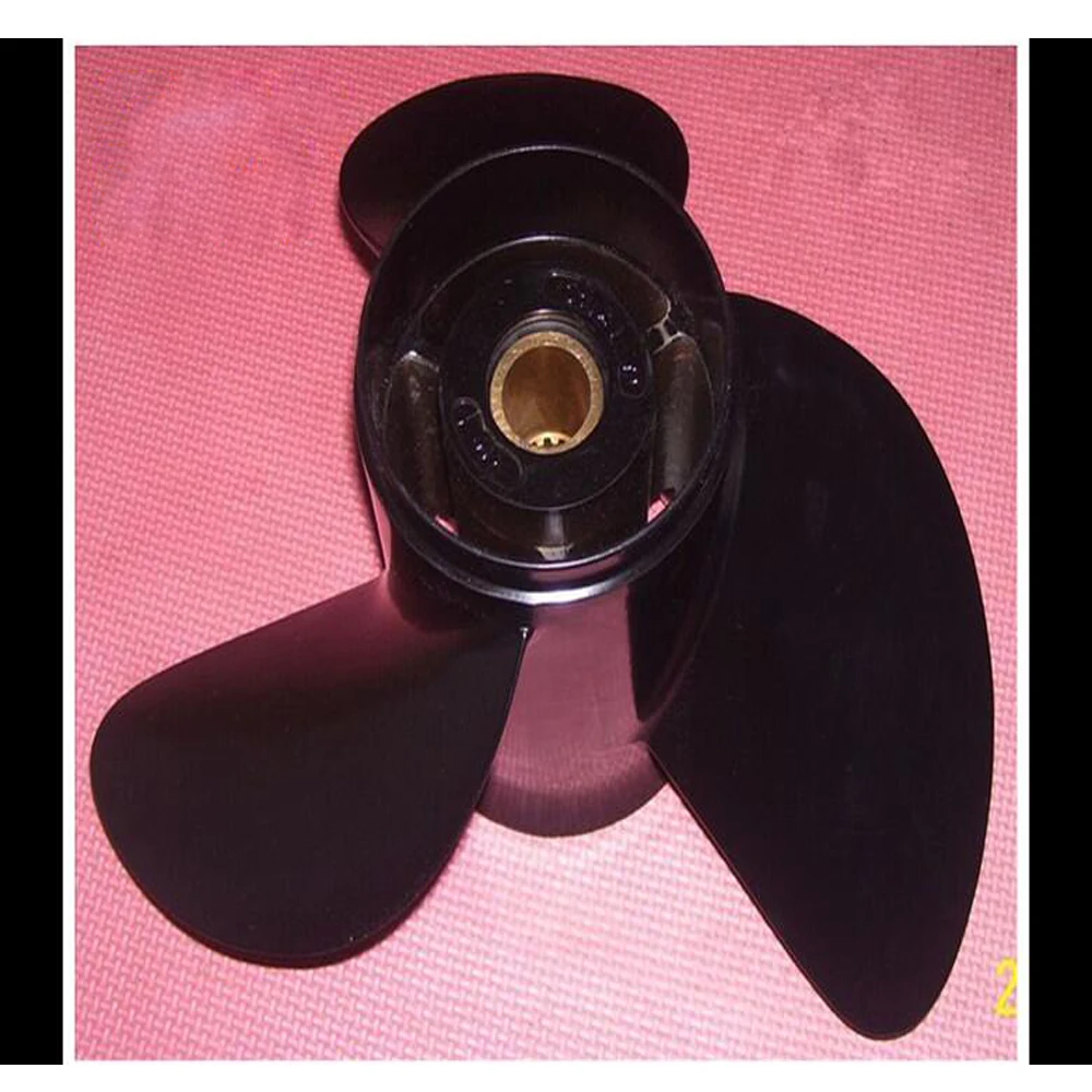 ใบพัดสแตนเลสสีดําสําหรับมอเตอร์นอกเรือ Yamaha 4 จังหวะ 150-225 หมายเลขรุ่น 133/4x19เอ็ม