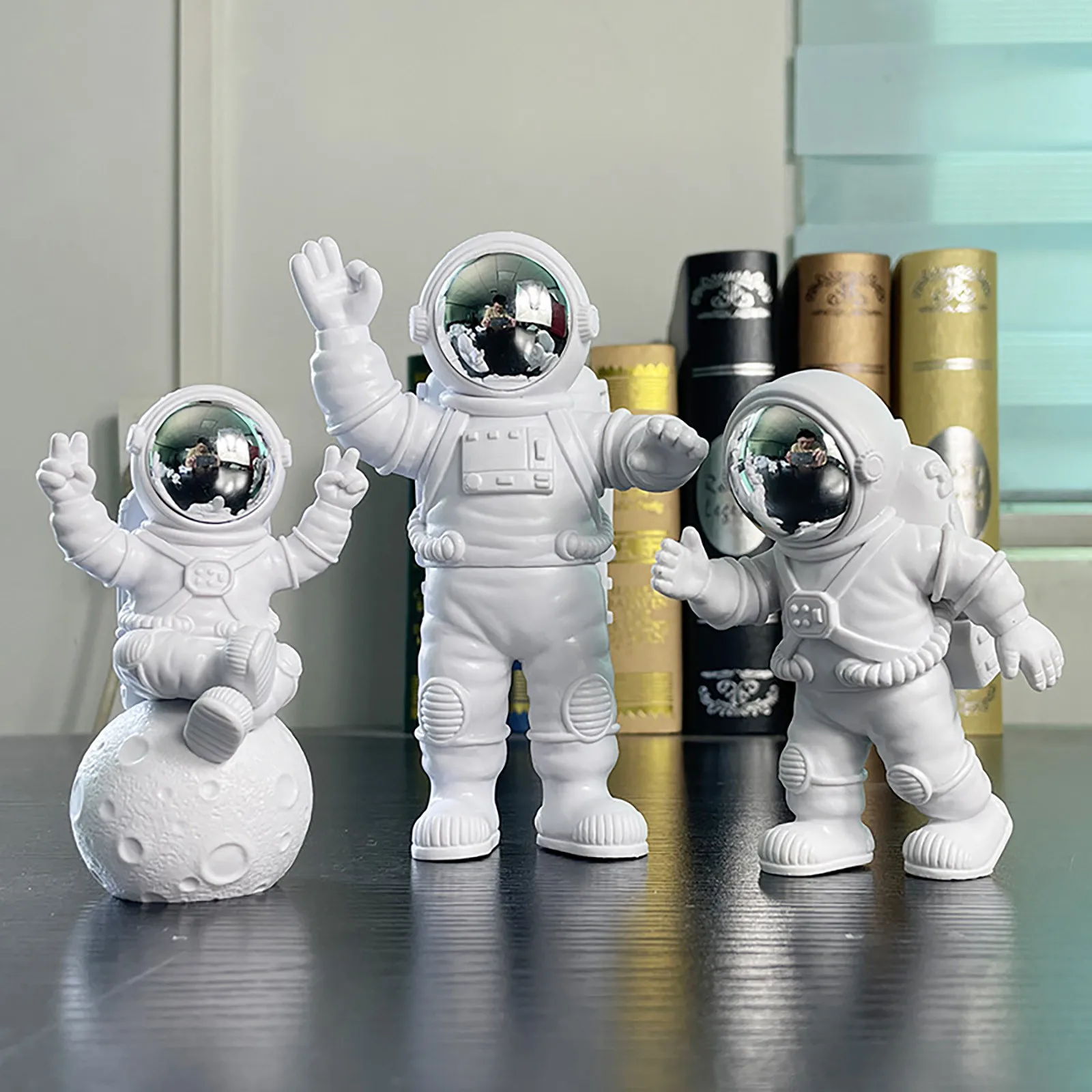 Astronaut Ornament Spaceman Model Home Living Room Desktop Car Decorations Birthday Gift Desktop Ornament Home Decoration Access