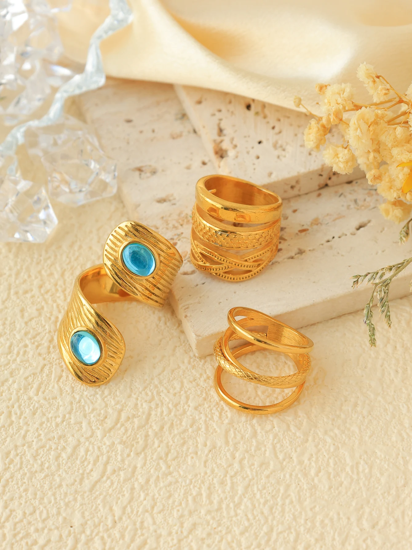 A pair of gold retro autumn si - огляд і ціна Vintage Fashion Rings For Women