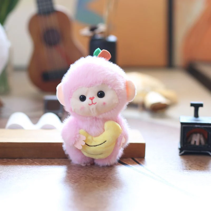 Porte-clés en peluche singe aux fruits de dessin animé, 1 pièce, poupée Animal en peluche, joli pendentif pour sac à dos, porte-clés de voiture, décoration cadeau
