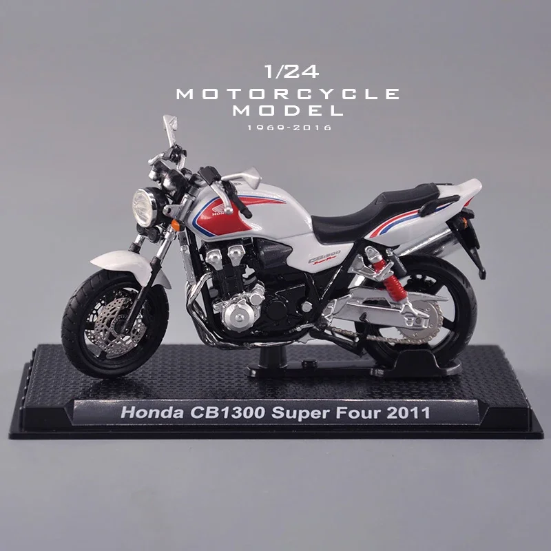 1:24 Scale Diecast Alloy Honda Heavy Duty Motorcycle Collection Toys Motorcycle Model Classic Adult Souvenir Gift Static Display