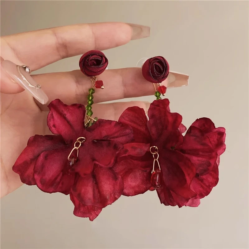 French Simulation Flowers Earrings Europe and The United States Personality Fashion Earrings Girls Travel Wedding Accessories