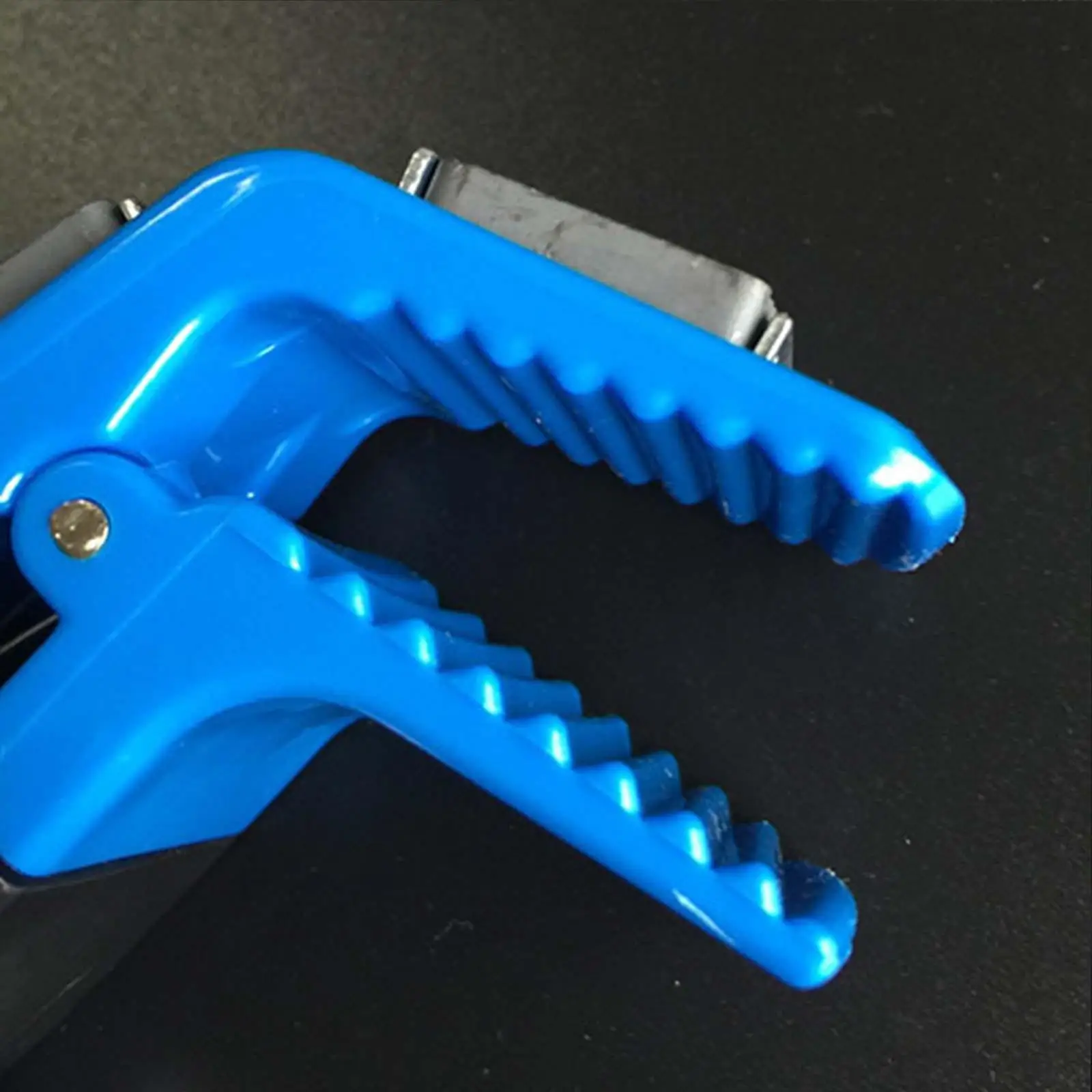 Paint Brush Clip Professional Paint Can Opener Portable Paint Brush Holder