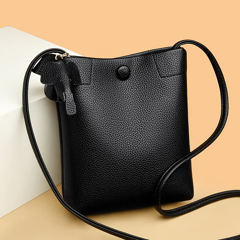 PU Leather Shoulder Bag for Women Simple Fashionable And Versatile Cross-Body Bag Large Capacity Portable Mobile Phone Bag