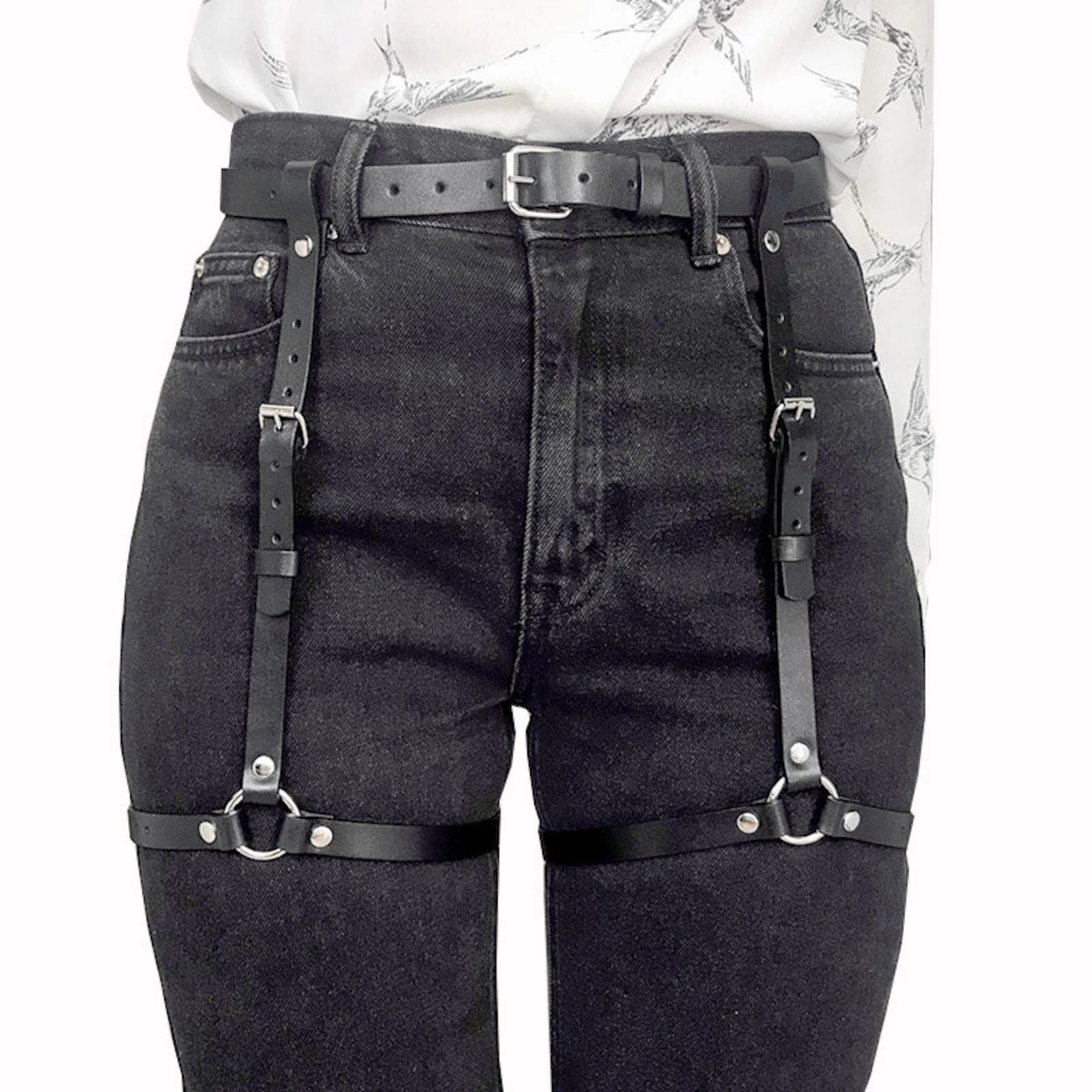 

Women Fashion Pu Leather Harness Leg Harness Adjustable Studded Decor Thigh Garter Belt Gothic Harness Bondage Lingerie