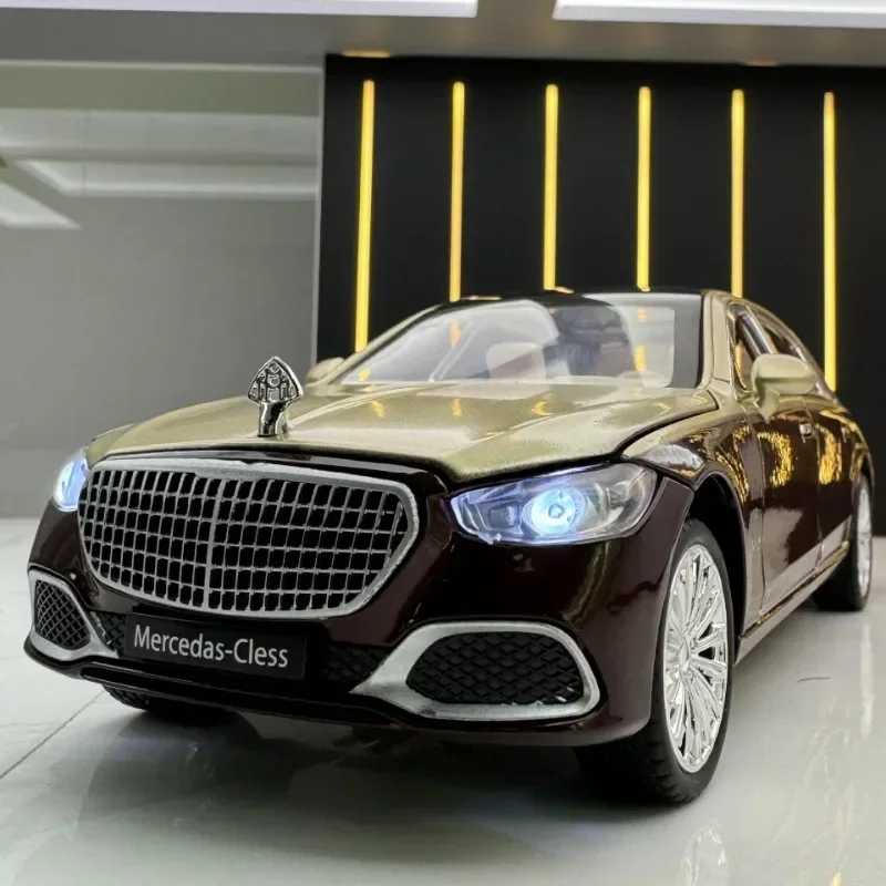 Diecast Simulation 1:24 Maybach S680 Alloy Car Model Kids Boys Toys Vehicles With Sound And Light Collective Miniature Voiture