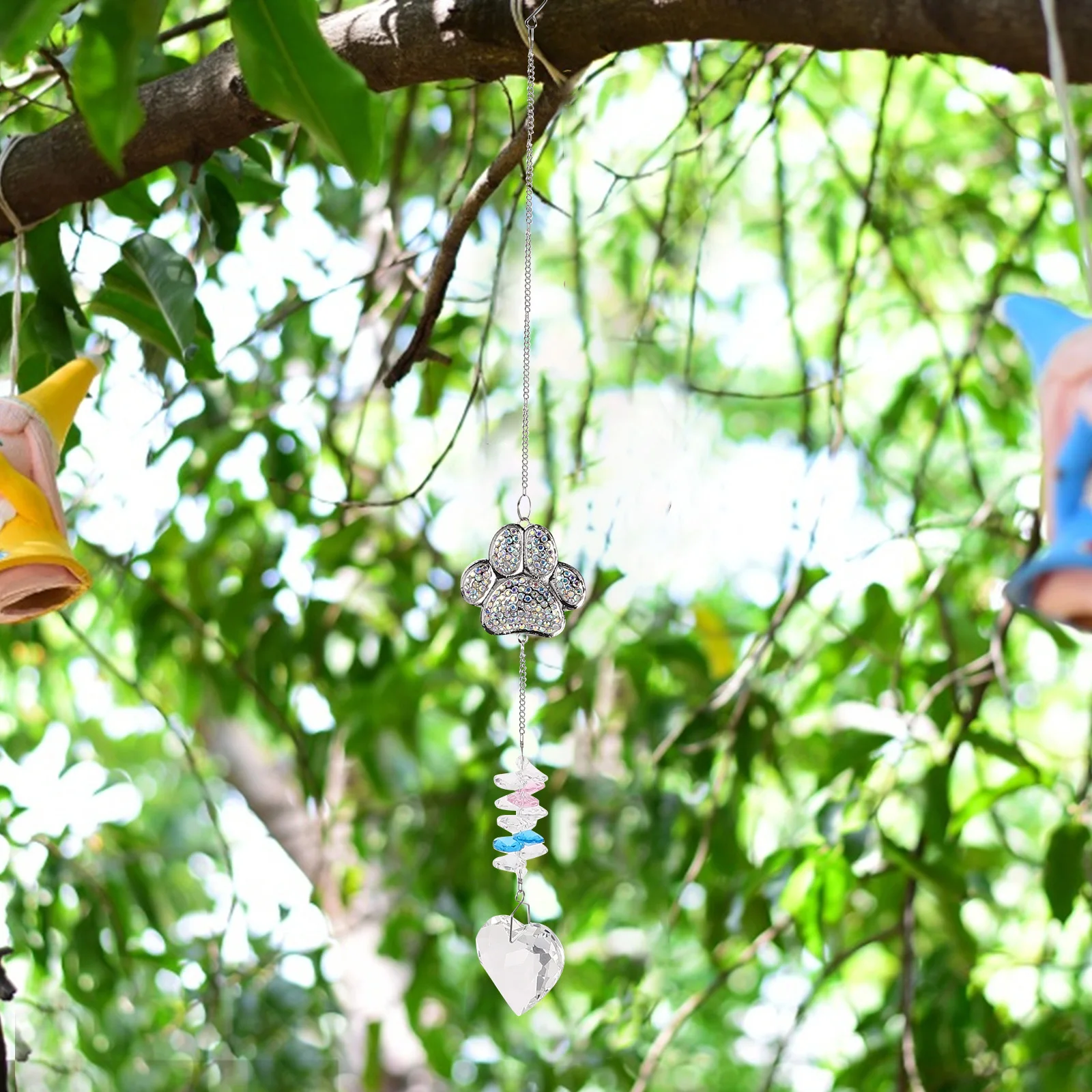 

Crystal Heart Wind Chime Outdoor Drop Pendant Garden Hanging Suncatcher Patio Ornament Garden Decor Outdoor Small Windchimes