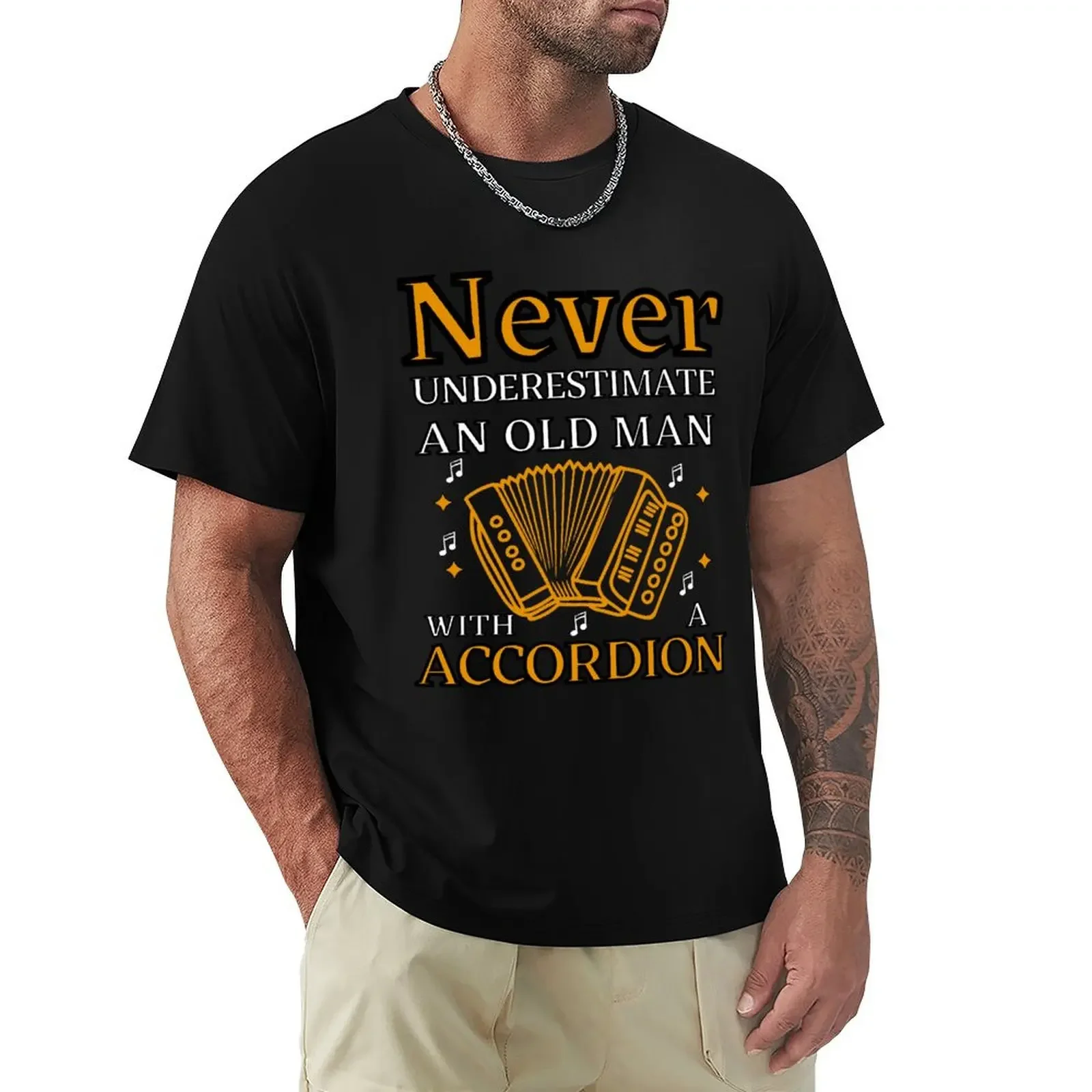 Sweat Boys Animal Print Mens Clothes Never Underestimate An Old Man with A Accordion Lovers Men T-Shirt Summer Funny Style tops