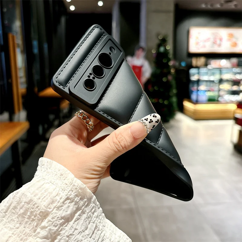 Korea Candy Color Frosted Down Jacket Suitable For Google Pixel 8Pro 8 7Pro 7A Soft Silicone Shell Hand Strap Mobile Phone Case