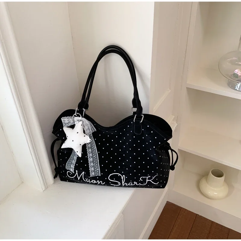 Koreanische große Canvas-Tragetasche mit Polka-Dot-Sternmuster, süße, edgy Schultertasche im Ballett-Schleifen-Stil, vielseitige Damen-Handtasche für den Arbeitsweg – Detail 8
