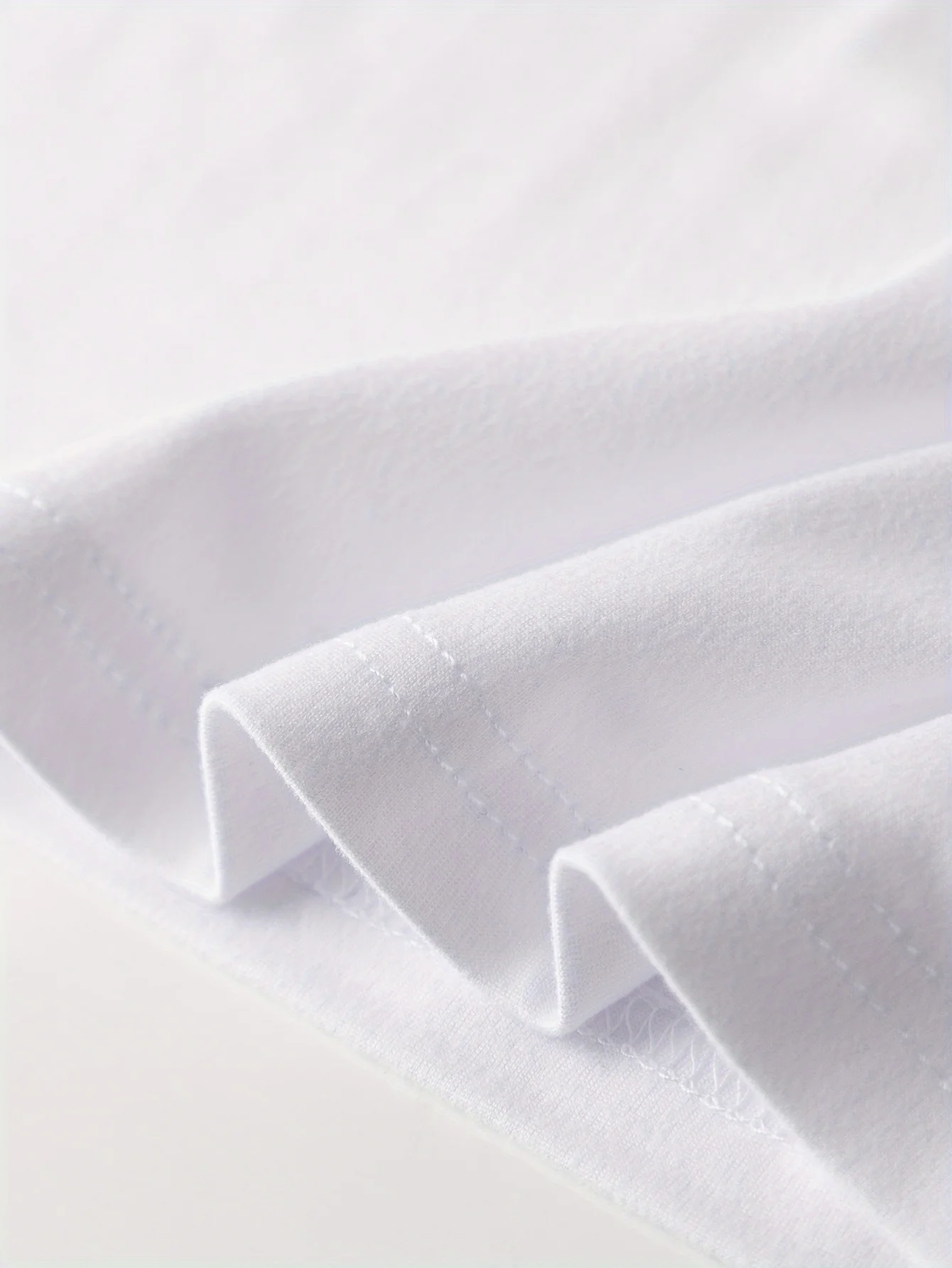 T-Shirt à manches courtes grande taille pour femmes avec imprimé «Enjoy The Little Things » - Noir avec lettrage cursif blanc T-shirts pour dames