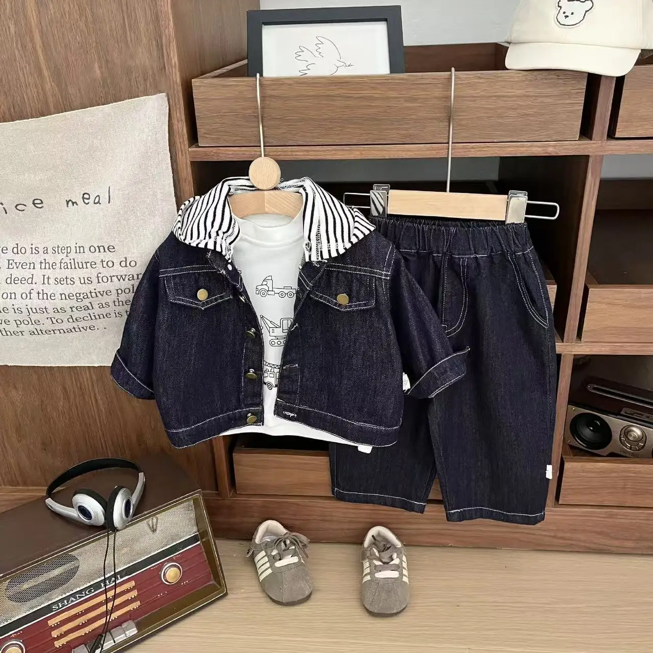 الكورية الأولاد الدنيم ربيع 2025 جديد وسيم الأطفال الصغار عندما تكون المألوف مقنعين قمم عارضة مطابقة سترة