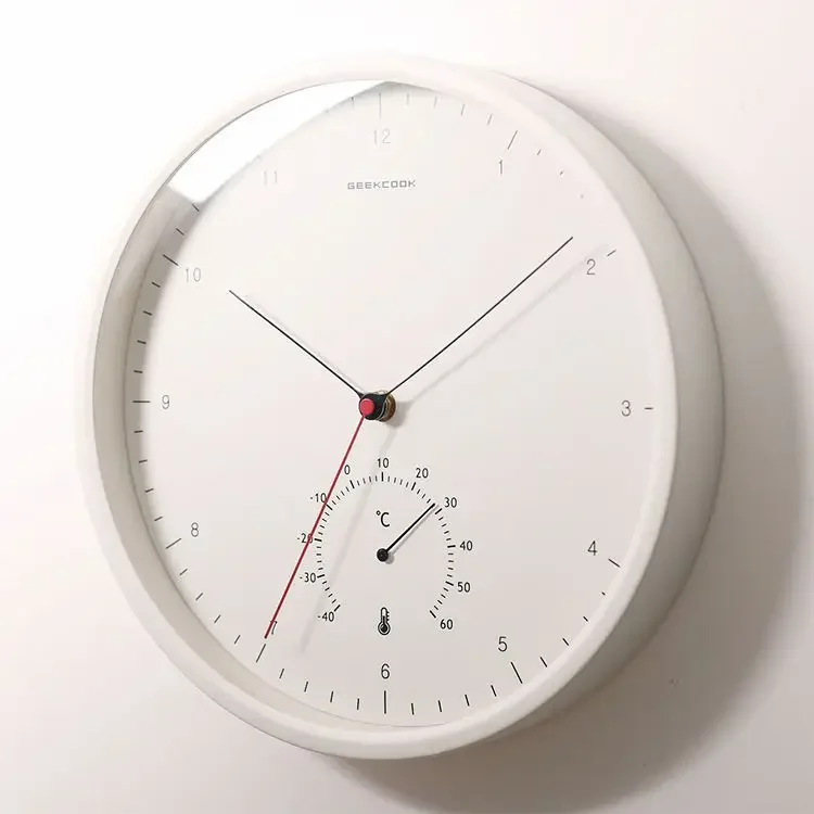 Nordic Style Metal Wall Clock Silent Living Room Bedroom Fashionable Modern Art Design Pendulum Clock Living Room Decoration