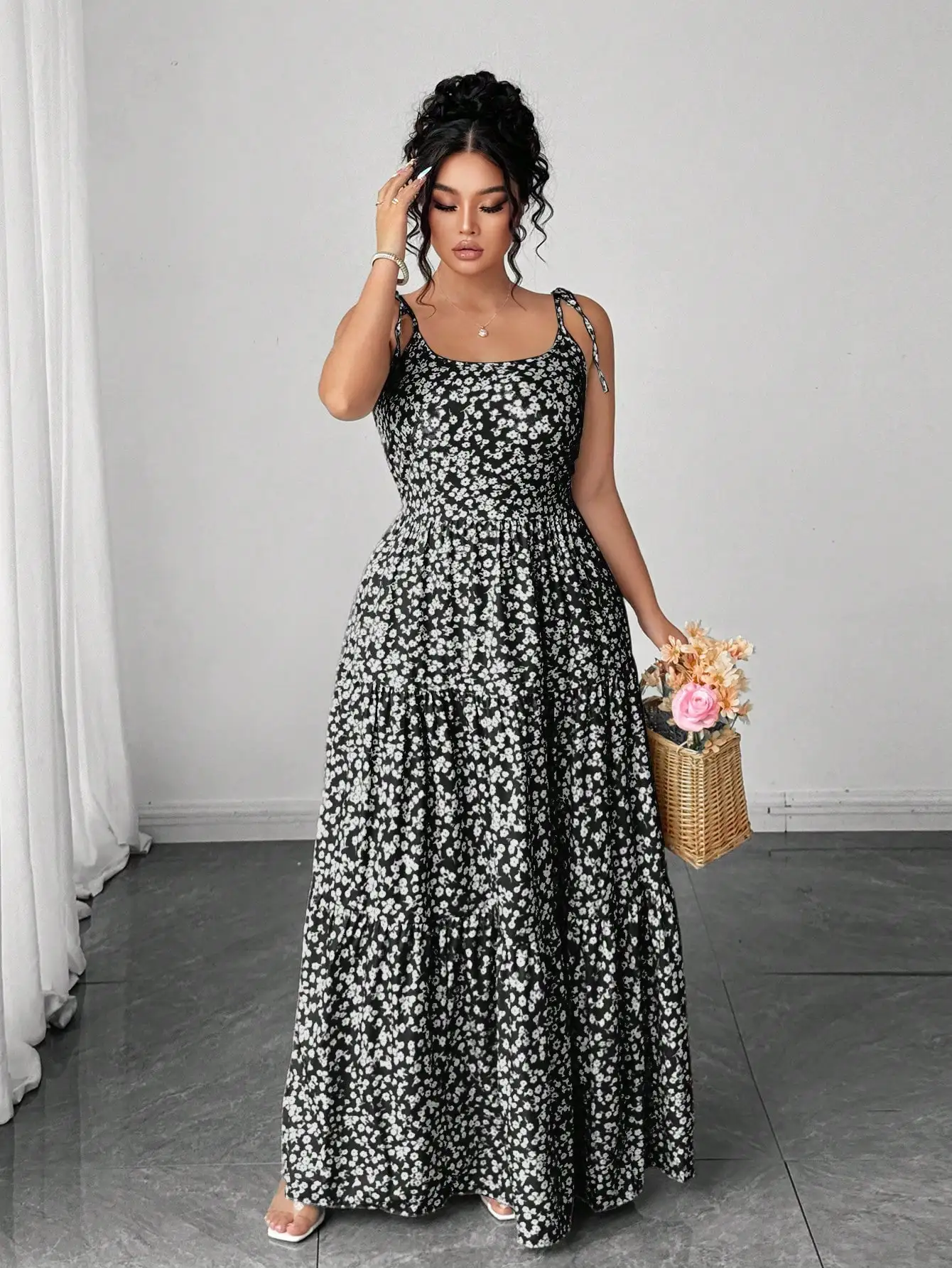 

Women's Sleeveless Ditsy Floral Tiered Maxi Dress Summer Casual Bohemian Floor-Length Dress