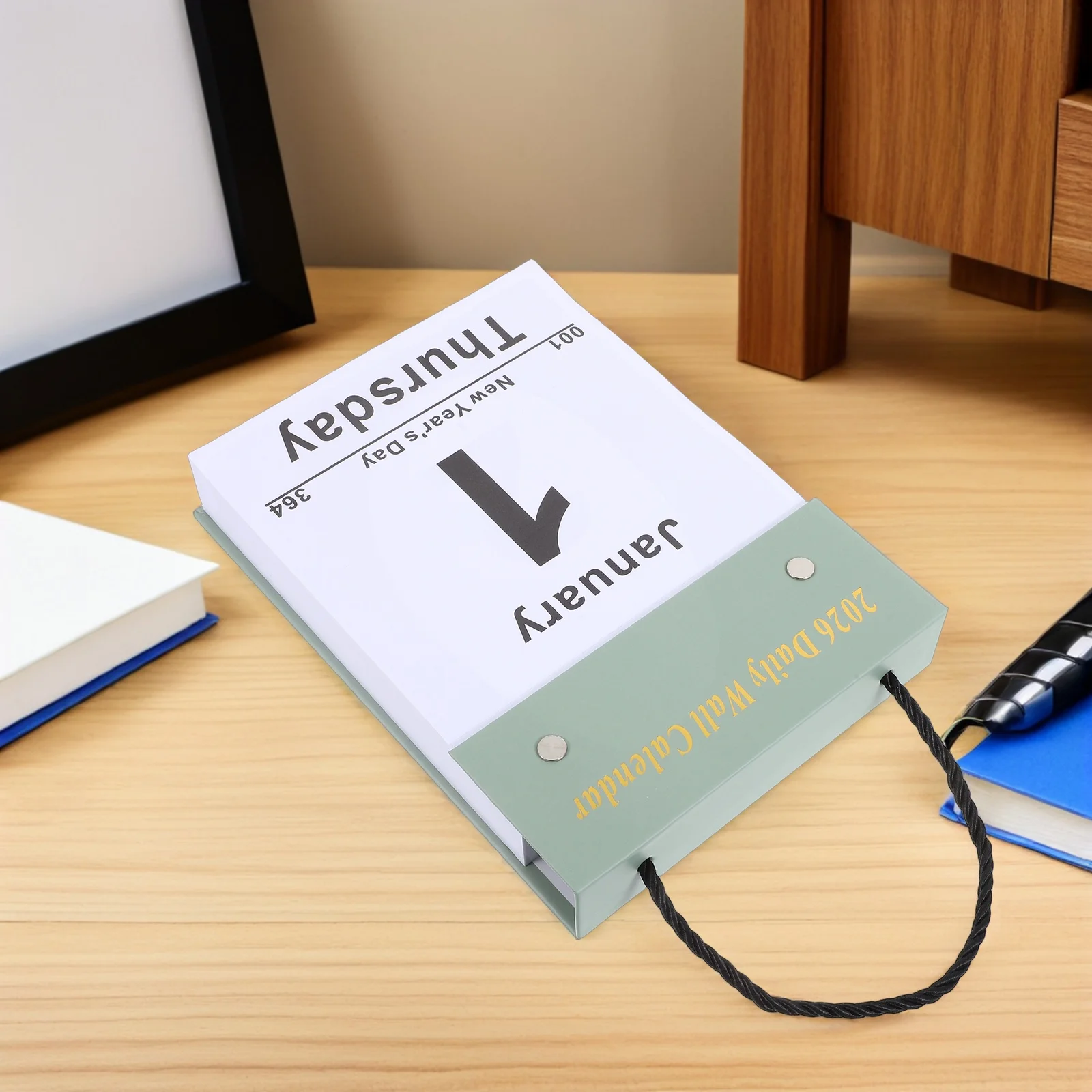 

Daily Wall Calendar 2026 Tear-Off Page Per Day Large Print Clear Date Planner For Home Office School Senior Student Functional